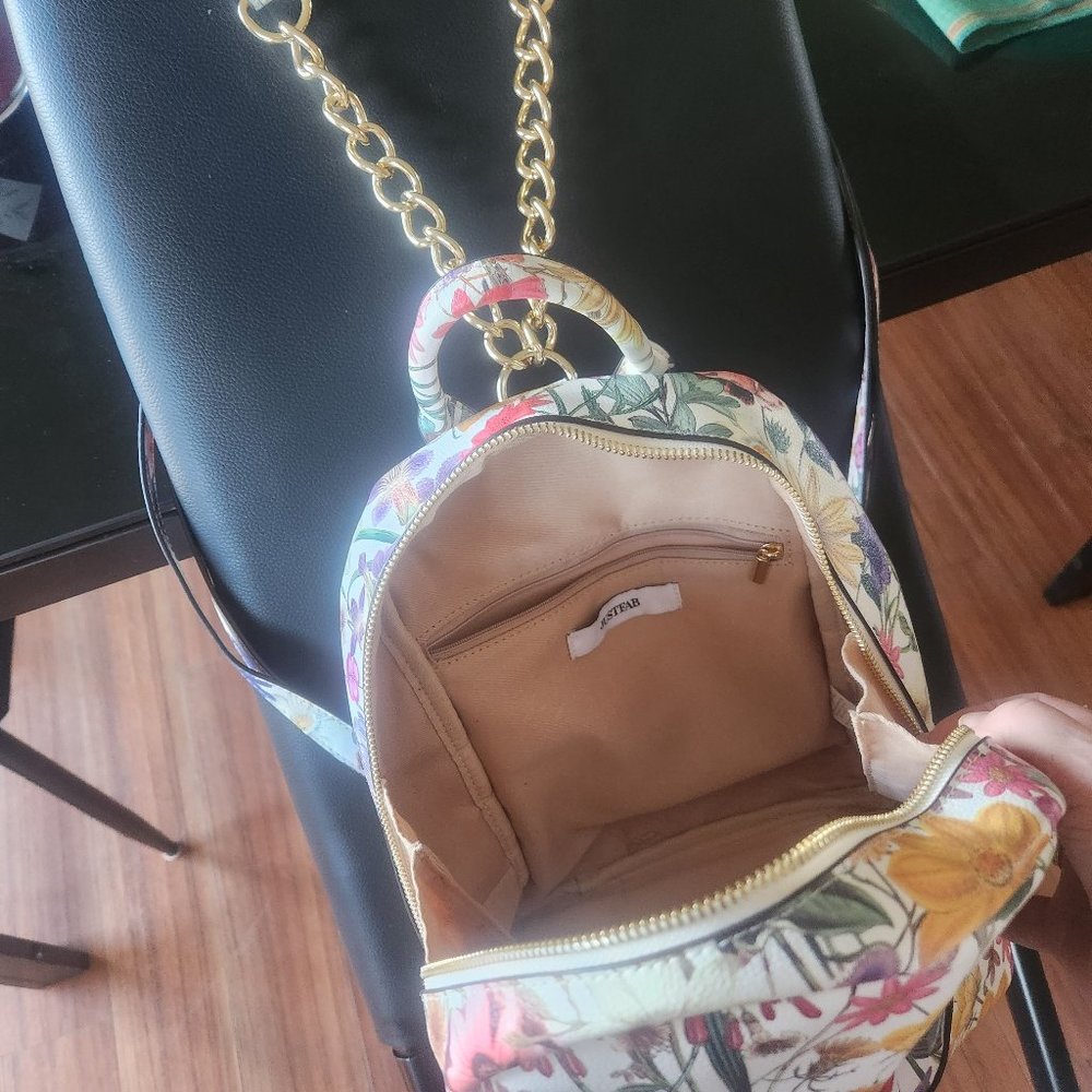 Backpack bag - Picture 2 of 4